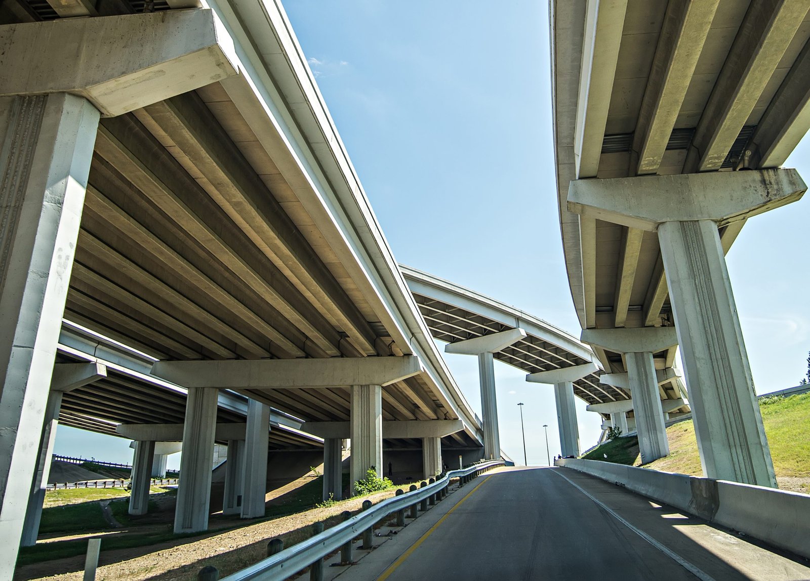 Multi-level highway flyover interchange – bridge and flyover engineering expertise