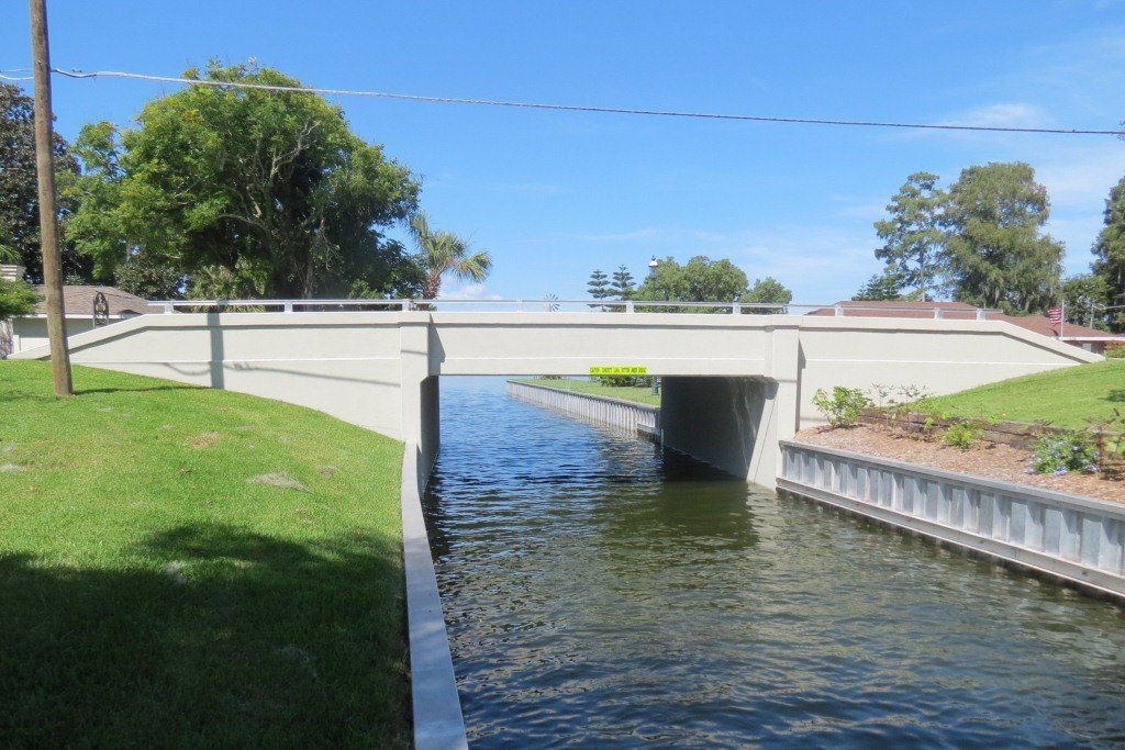 Concrete box culvert carrying a road over a canal – culvert design consultant